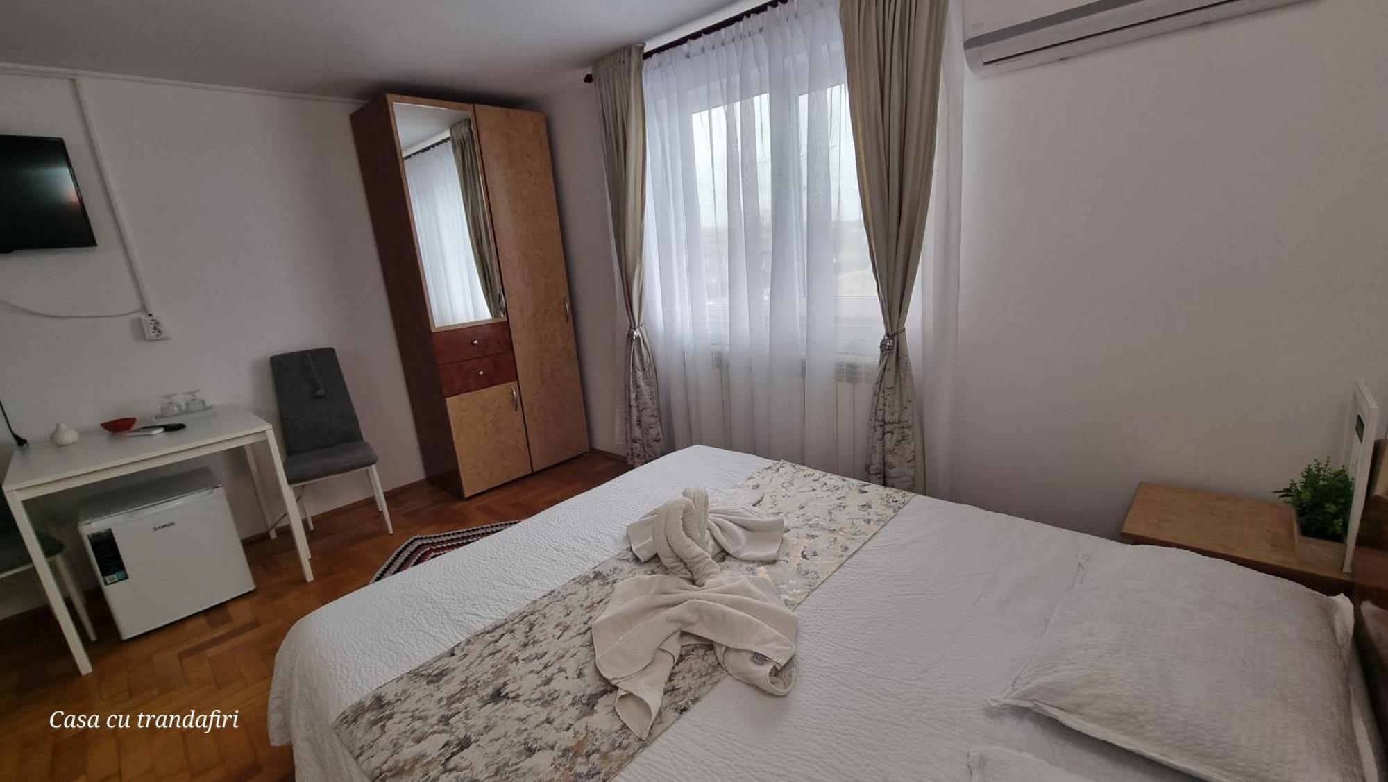 Casa Cu Trandafiri 무리기올 외부 사진
