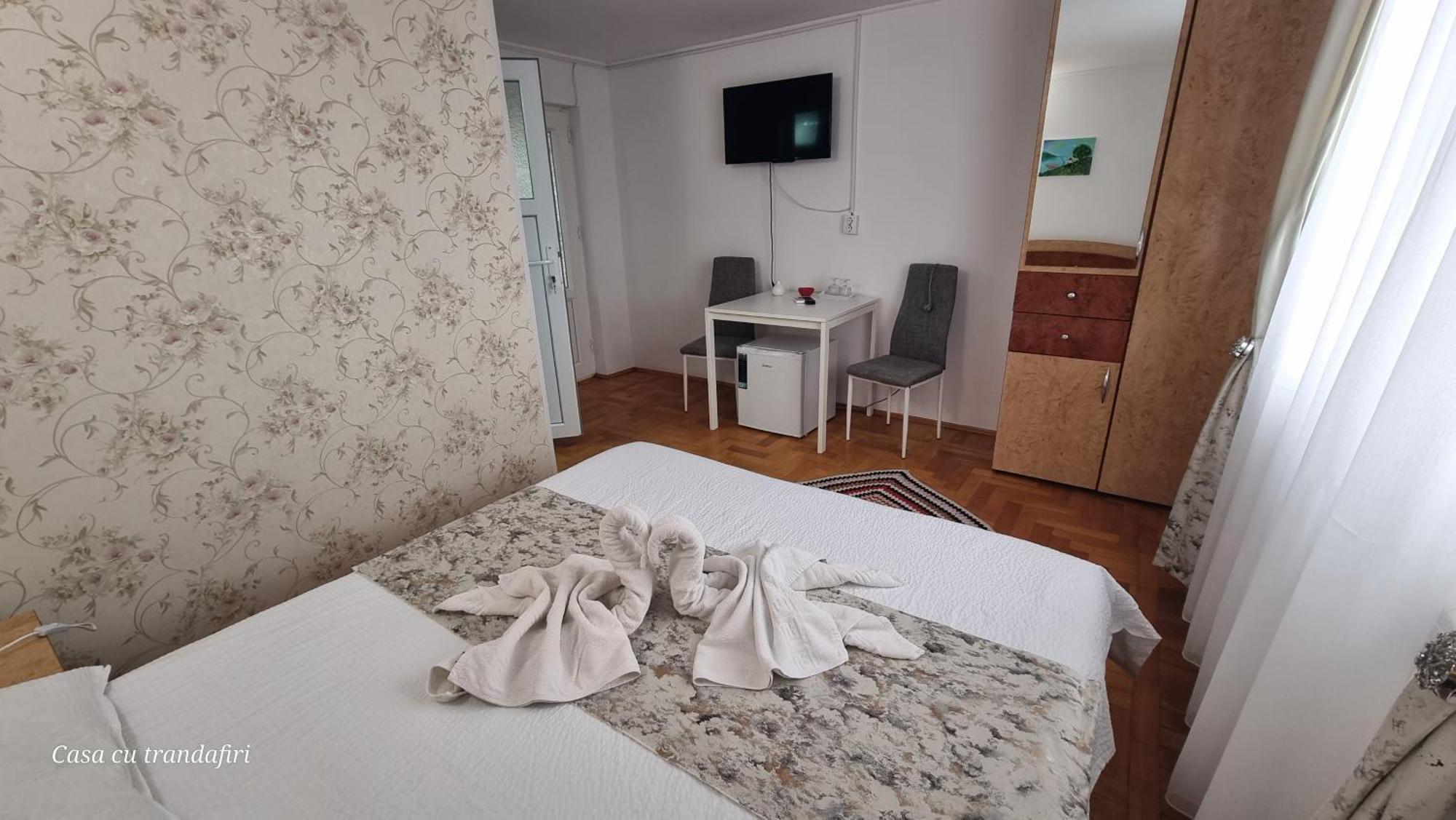 Casa Cu Trandafiri 무리기올 외부 사진